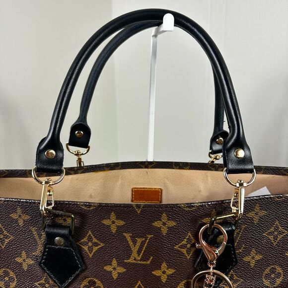 Louis Vuitton Vintage Monogram Sac Plat Tote Bag - Picture 9 of 16